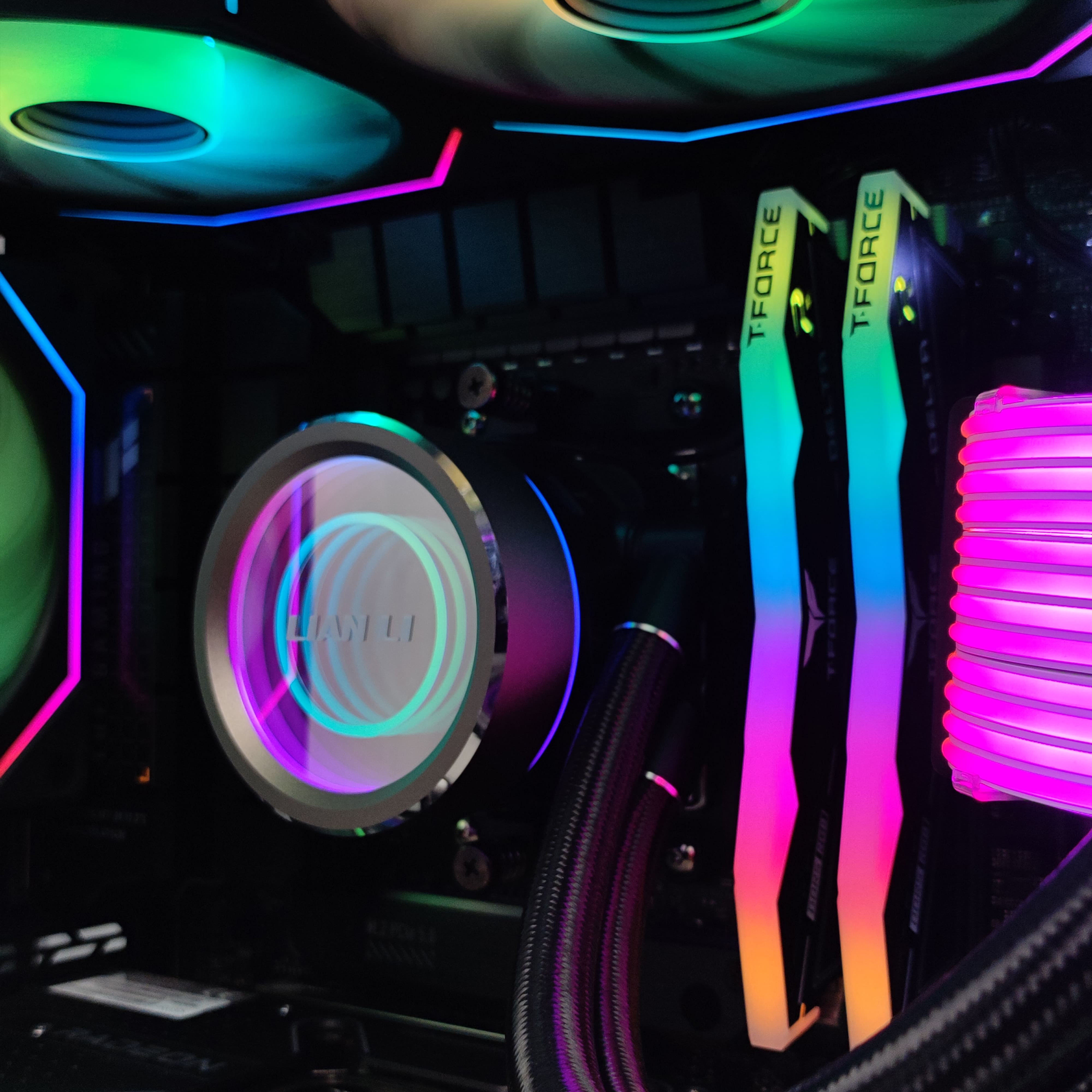 King Mod Systems - Computador King Mod Gamer-PC AMD R7 7800X3D 32GB 2TB RX 7900 XT WiFi W11