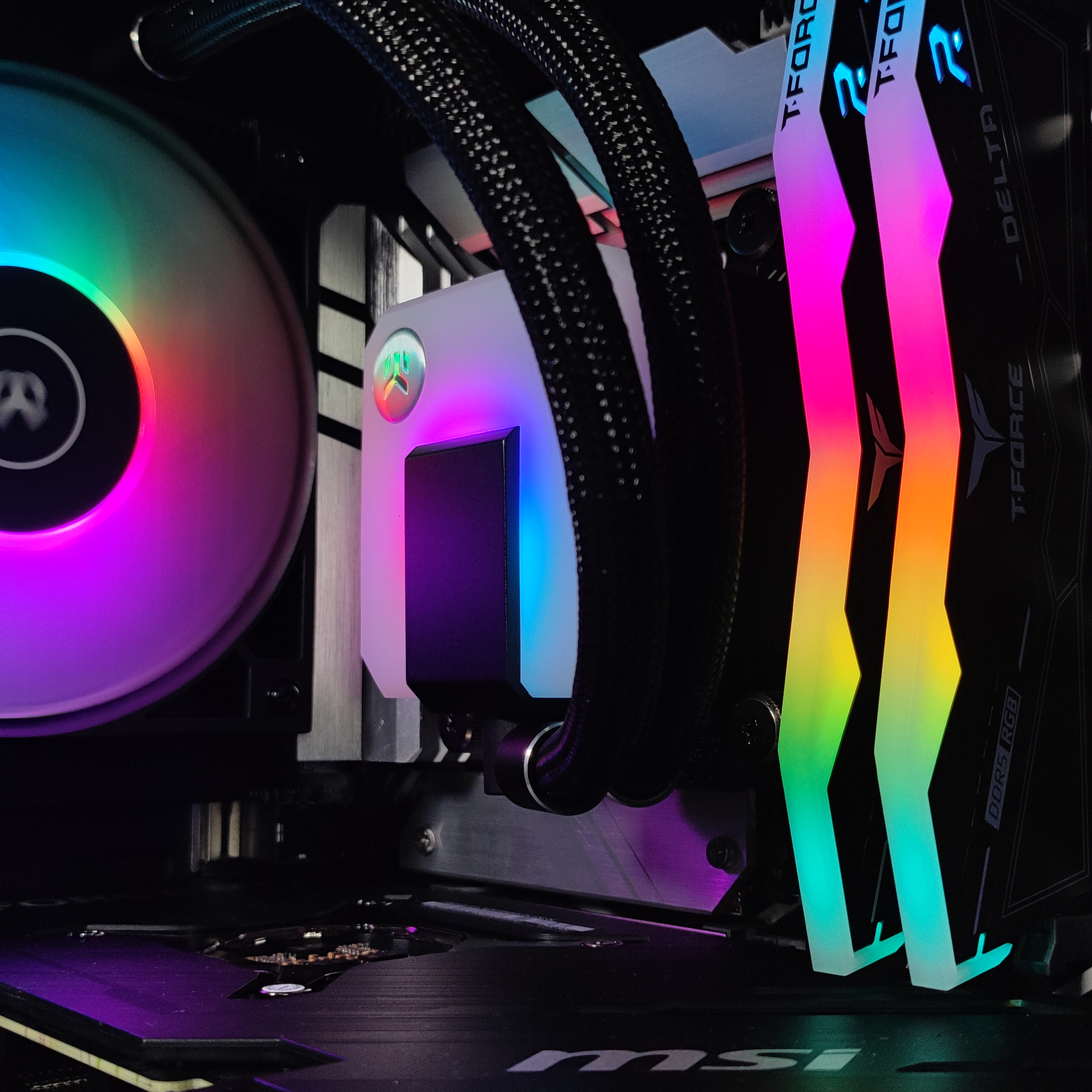 King Mod Systems - Computador King Mod Gamer-PC INTEL I5 13400F 32GB DDR5 1TB RTX 4070 WiFi W11 Rev.2