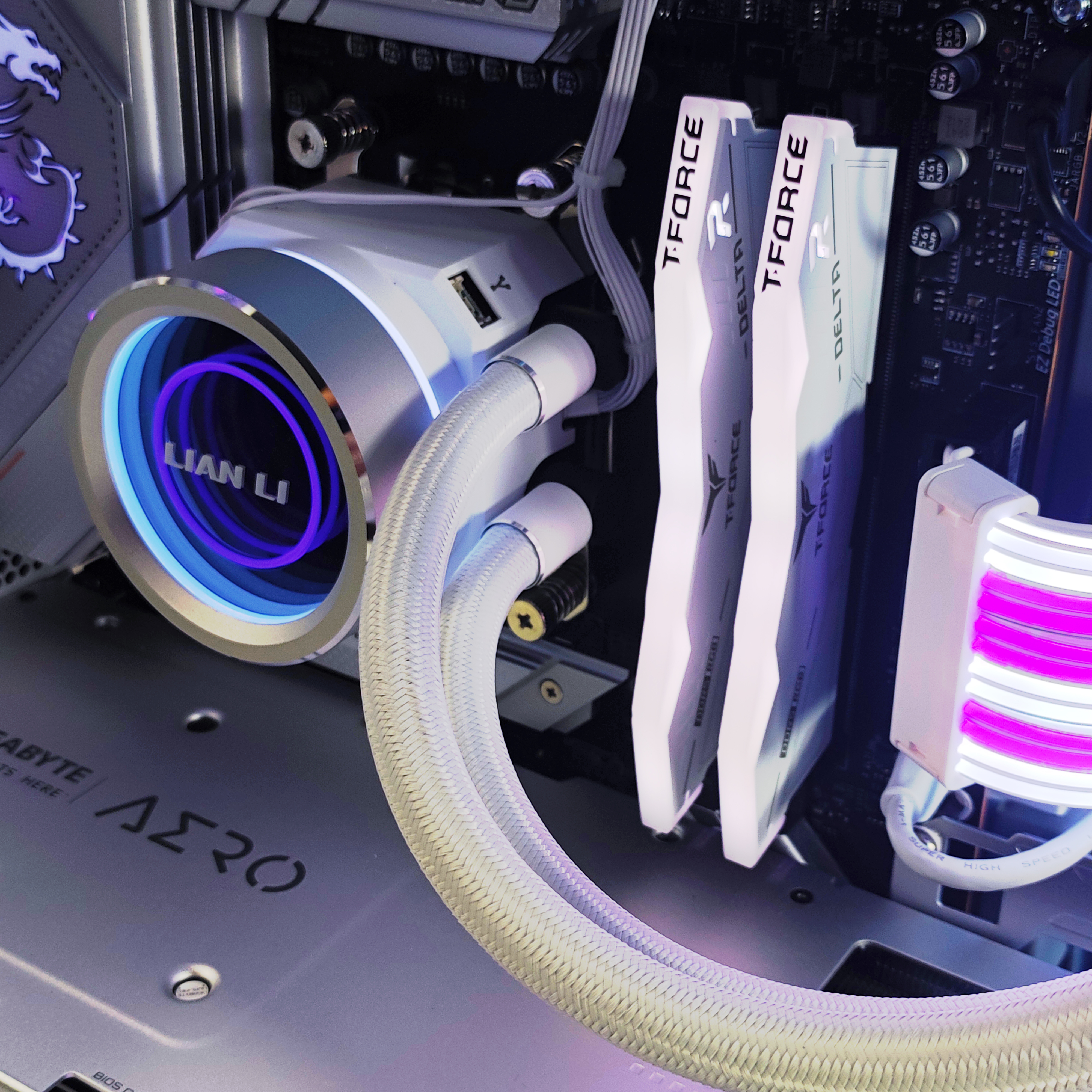 King Mod Systems - Computador King Mod Limited-PC Ryzen 7 9800X3D 48GB DDR5 2TB RTX 4090 WiFi W11 V2