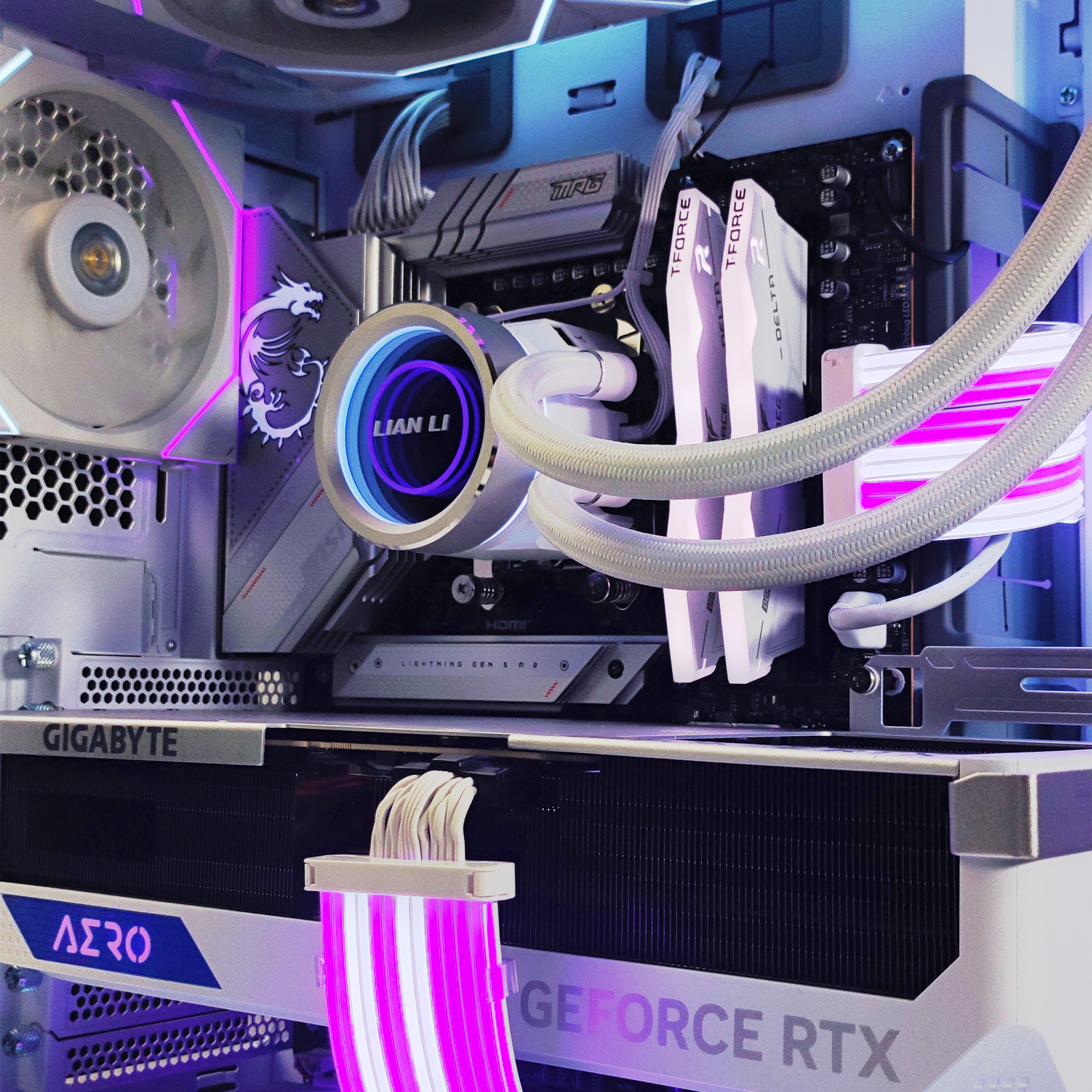 King Mod Systems - Computador King Mod Limited-PC Ryzen 7 9800X3D 48GB DDR5 2TB RTX 4090 WiFi W11 V2