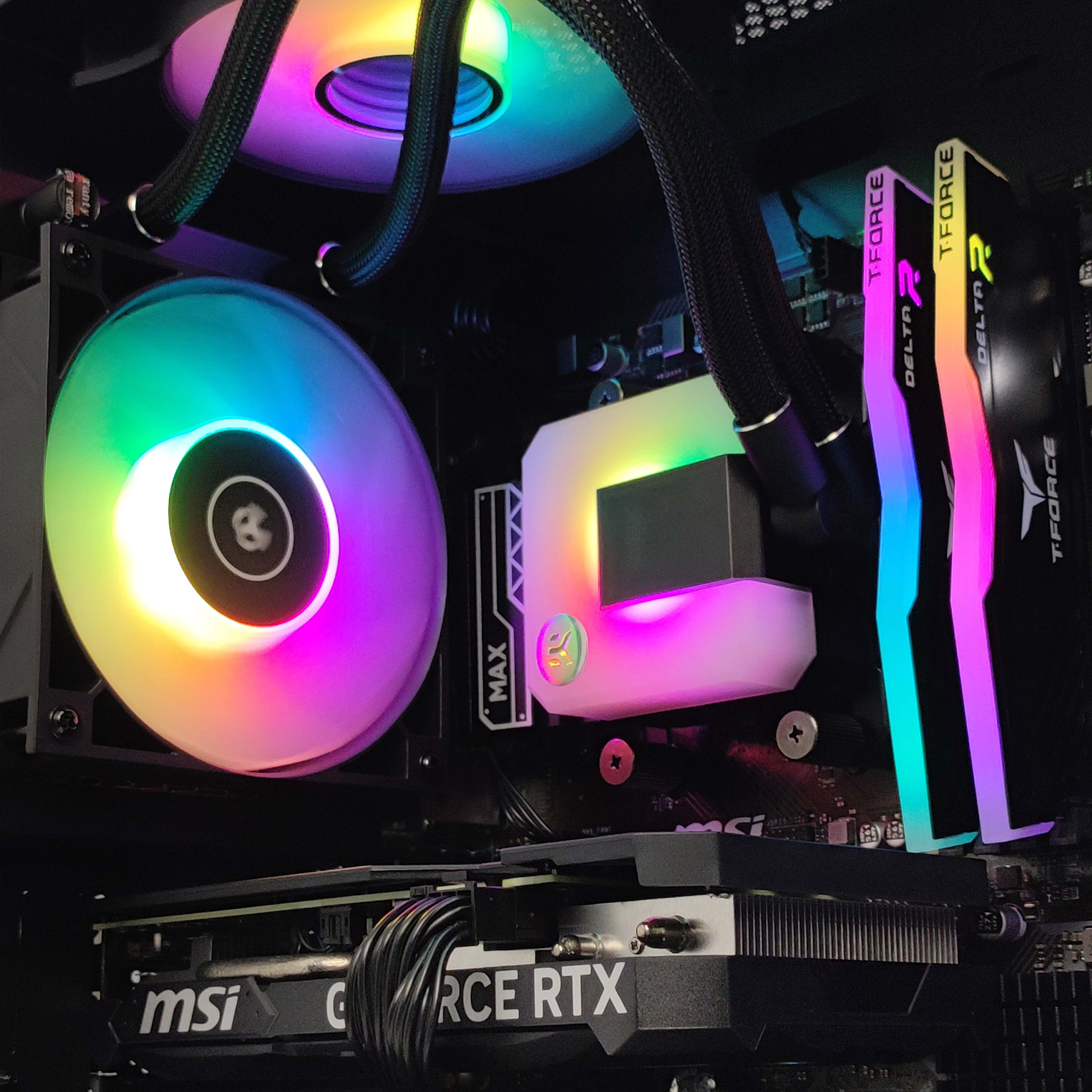King Mod Systems - Computador King Mod Gamer-PC MSI Ryzen 5 5600X 32GB DDR4 1TB RTX 4060 TI WIFI W11
