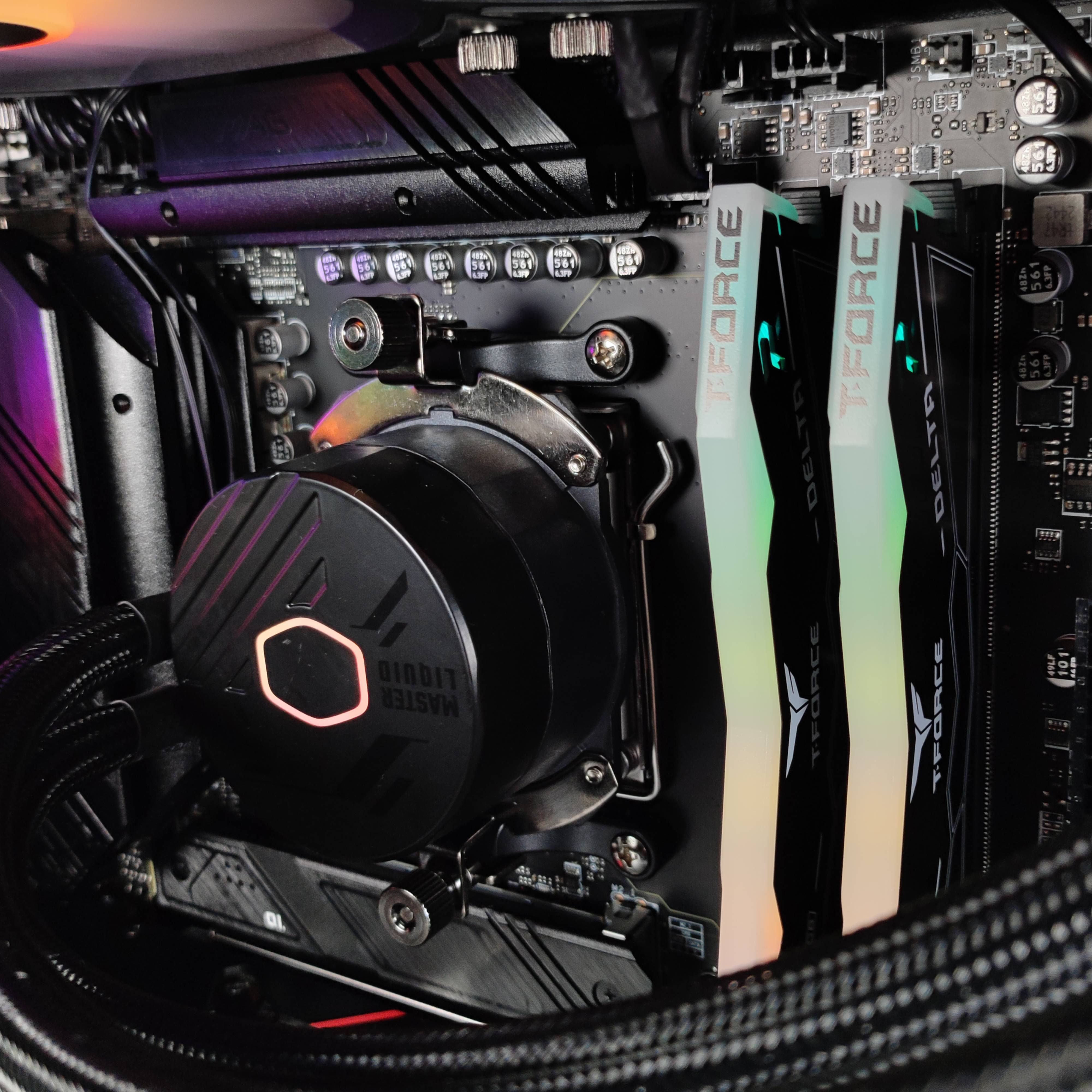 King Mod Systems - Computador King Mod Gamer-PC Ryzen 7 7800X3D 32GB DDR5 1TB RX 9070 XT WiFi W11