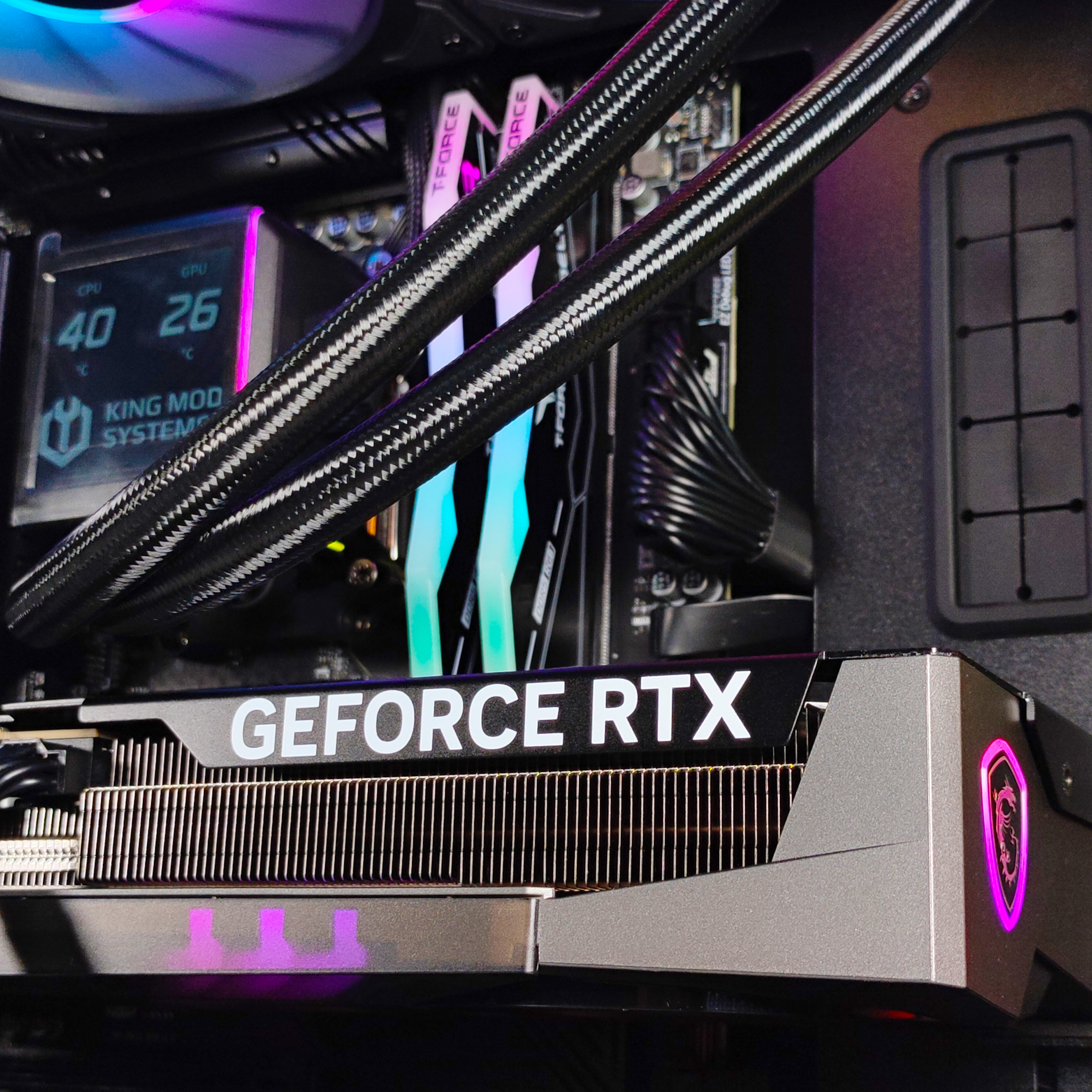 King Mod Systems - Computador King Mod Gamer-PC Ryzen 7 9800X3D 32GB DDR5 1TB RTX 5070 Ti WiFi W11
