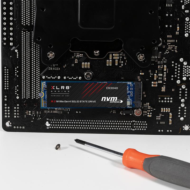 PNY - SSD PNY XLR8 CS3040 1TB Gen4 M.2 NVMe (4600/4300MB/s)
