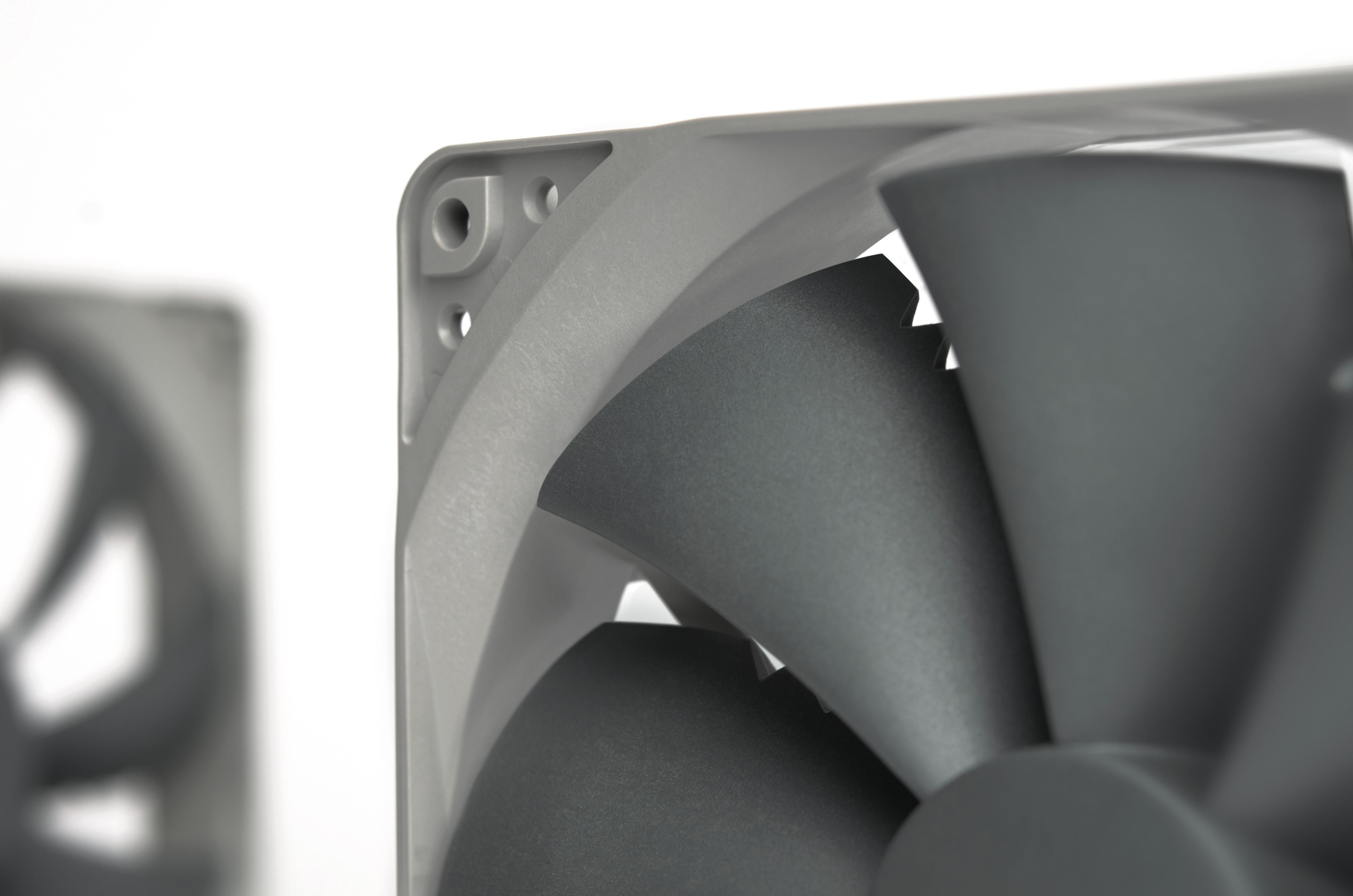 Noctua - Ventoinha Noctua NF-P14S redux 1200RPM PWM 140mm
