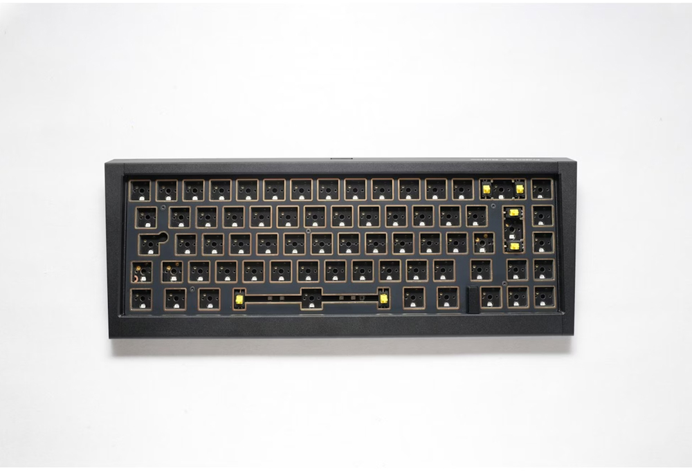 Ducky - Kit Teclado DIY Ducky Outlaw 65 Preto (ES)