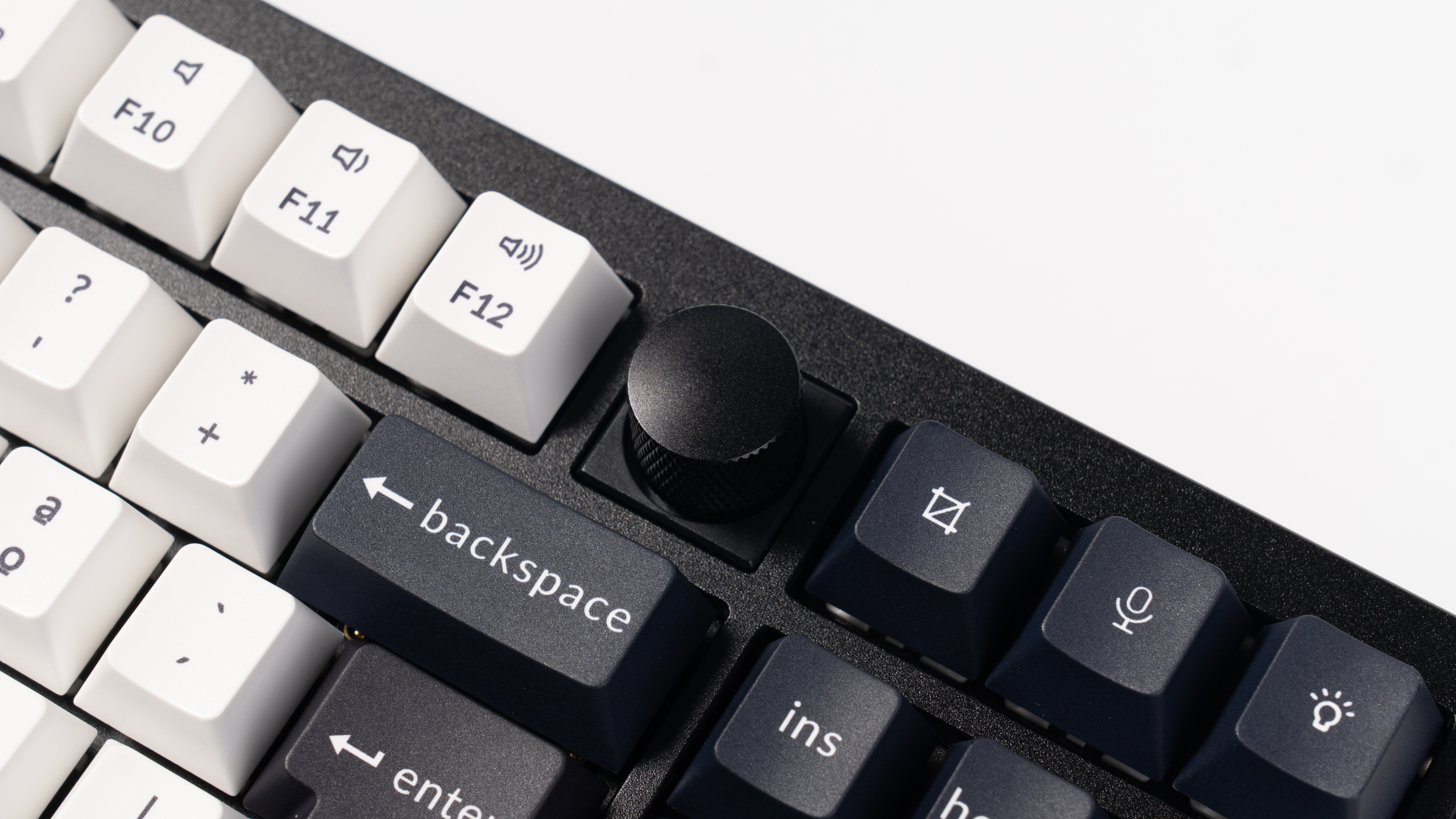 Keychron - Teclado Mecânico Keychron Q6 Max 100% Wireless Gateron Jupiter Switch Brown Tactile